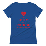I Am A Mom And A Nurse Nothing Scares Me Women T-Shirt 